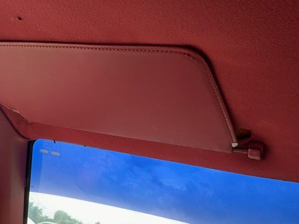 1987-1996 Dodge Dakota Driver Left Sun Visor Oem Red — photo 1