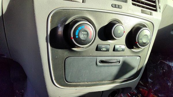 2006 Hyundai Sonata Dash Cubby Trim Bezel Around Heater Control Oem — photo 2