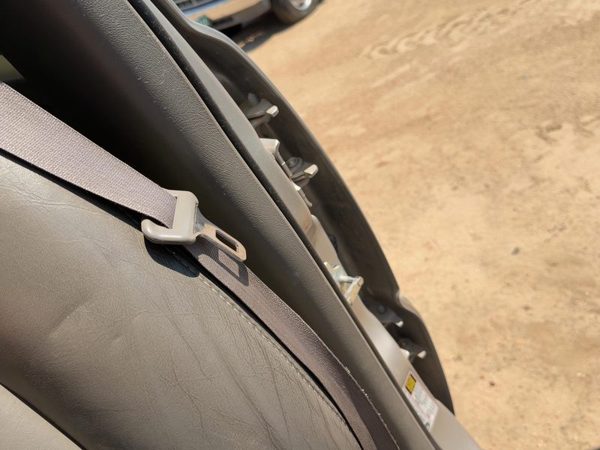 2000-2006 Chevy Suburban 1500 Driver Left Upper B-Pillar Trim Panel Gray 92I — photo 7