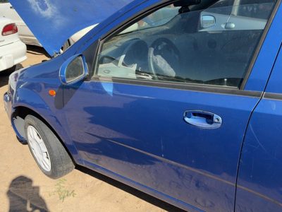 2004 Chevrolet Aveo Front Door LH Blue 33U