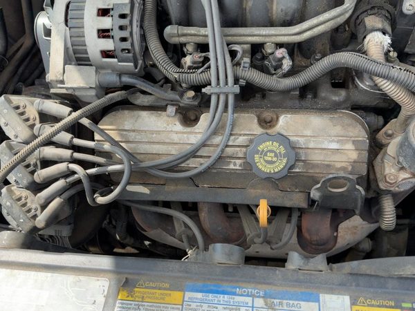 1988-1995 Olds Eighty Eight Valve Cover Oem 3.8L — photo 1