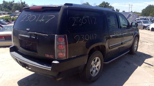 2007 GMC Yukon XL 1500 — vehicle photo 6