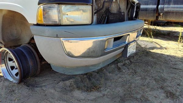 1994-2001 Ram 1500 Chrome Front Bumper Assembly With Brackets Oem 55076599ad — photo 2