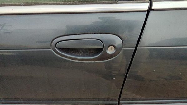 2000-2004 Chrysler 300M Driver Left Front Outside Door Handle Oem Blue Pbq — photo 3
