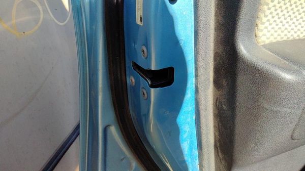 2014-2019 Nissan Versa Note Driver Left Front Door Latch With Rods/Cables Oem — photo 2
