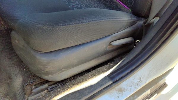 04-08 Pontiac Grand Prix Driver Left Side Seat Trim Panel Oem Pewter 69B — photo 3