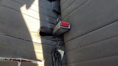 1995-1997 Nissan Hardbody Driver Left Front Seat Belt Buckle Receiver Oem Gray