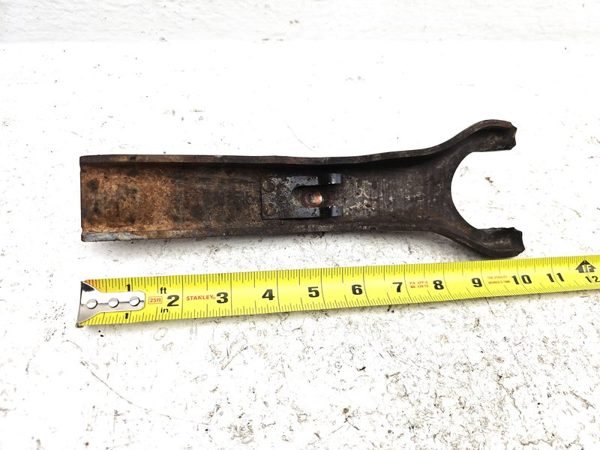 1992 Ford F250 Clutch Release Fork Zf 5 Speed Oem E7Ta-7515 — photo 3