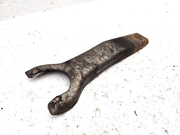 1992 Ford F250 Clutch Release Fork Zf 5 Speed Oem E7Ta-7515 — photo 7