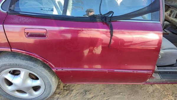 1996 Olds Eighty-eight 88 Rear Door RH Red — photo 1