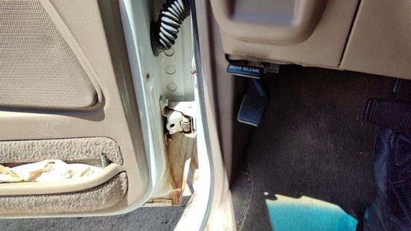 1991-1994 Ford Explorer Driver Left Lower Kick Trim Panel Oem Tan — photo 3