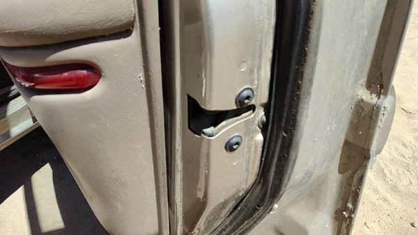 1997-2003 Buick Century Passenger Right Front Door Latch With Rods/Cables Oem — photo 3