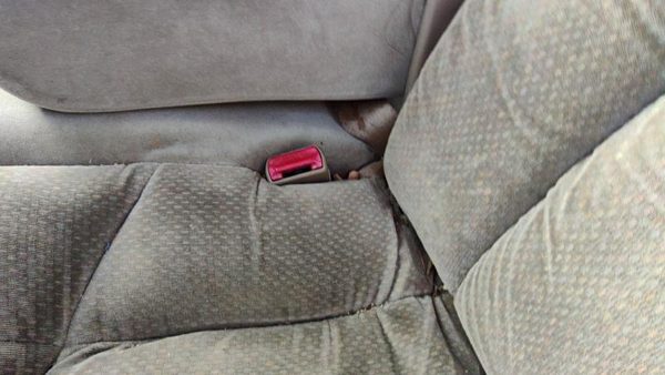 97-05 Buick Century Driver Left Front Seat Belt Buckle Receiver Oem Taupe 52B — photo 2