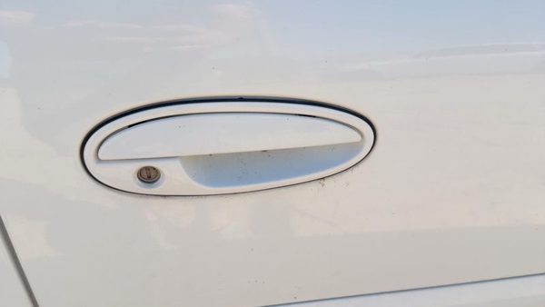 1997-2003 Buick Century Passenger Right Front Outside Door Handle Oem White — photo 4