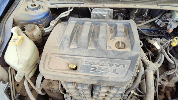 2008-2011 Dodge Avenger Engine Cover Top Plastic Shield Oem 2.4L 4891689Aa — photo 2
