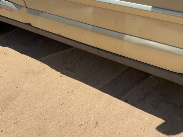 05-09 Legacy Outback Passenger Right Lower Rocker Panel Moulding Side Skirt 9J — photo 6