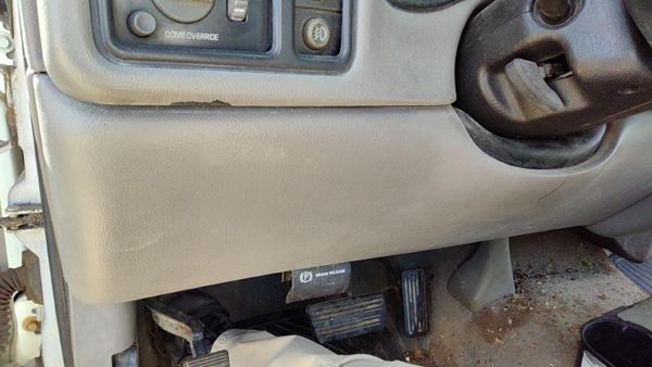 99 Silverado 1500 Lower Dash Under Column Knee Bolster Trim Panel Oem Gray 92D — photo 1
