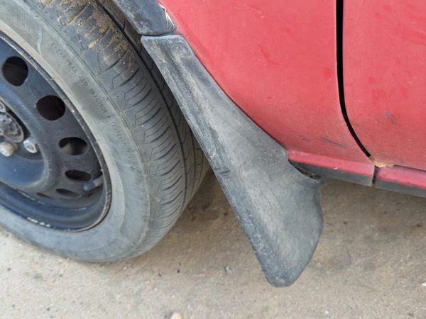 1987-1988 Toyota FX Driver Left Moulding From Fender OEM Mud Flap — photo 3