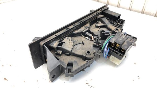 95 Nissan Pathfinder Temperature Control Module In Dash Heater Ac Head Unit Oem — photo 9