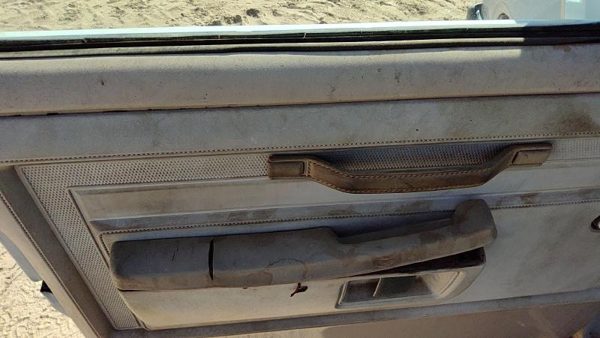 1981-1993 Dodge D350 Driver Left Inside Door Trim Panel Oem — photo 6