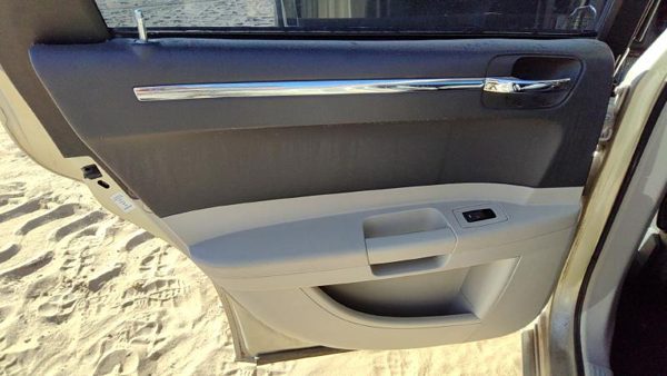 05-07 Chrysler 300 Driver Left Rear Door Trim Panel With Switches Back Gray D1 — photo 1