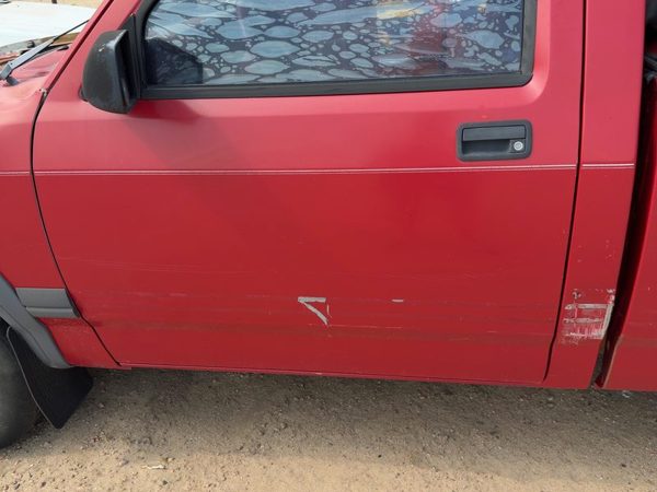1991 Dodge Dakota Front Door LH Red — photo 3