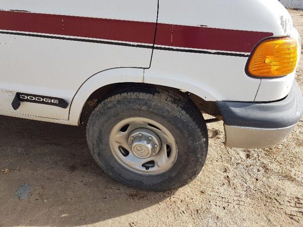 2000 Dodge Van 3500 Serie — vehicle photo 5