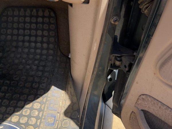 91-94 Ford Explorer 2 Dr Passenger Right Lower Kick Trim Panel OEM Tan — photo 1