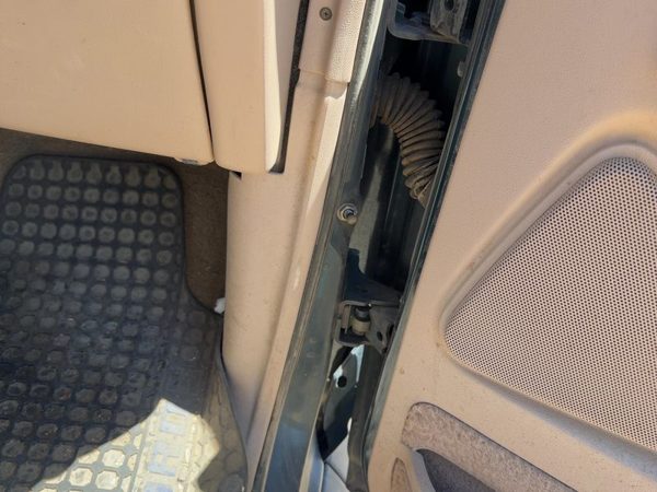 91-94 Ford Explorer 2 Dr Passenger Right Lower Kick Trim Panel OEM Tan — photo 4