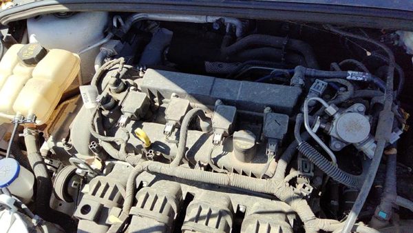 2014-2018 Ford Focus Valve Cover Oem 2.0L Fm5Z6582E — photo 3