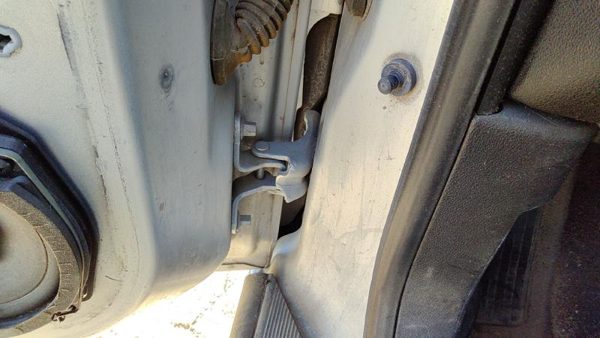 05-10 Chevy Cobalt Driver Left Upper Lower Door Hinge Pair Set Oem Lh — photo 3