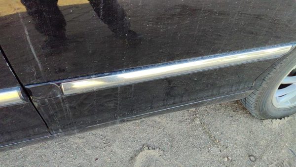 04-05 Hyundai Xg350 Driver Left Rear Moulding From Door Back Trim Strip Black — photo 5