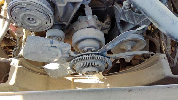 88-97 Silverado 1500 Complete Cooling Fan Blade Assembly With Clutch 5.7L At 4X4 — photo 3