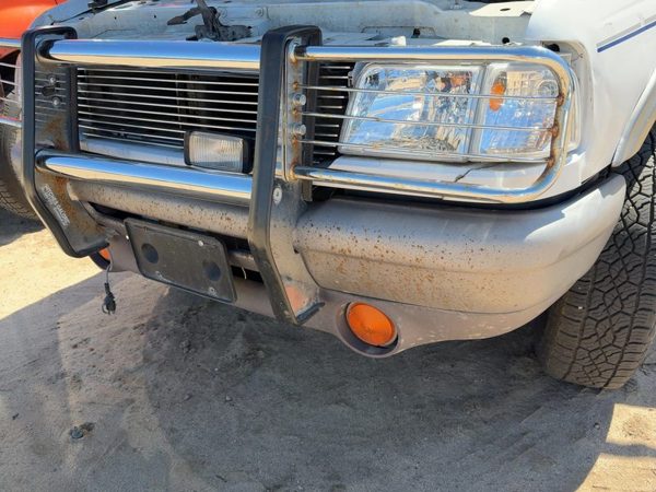 1993-1997 Ford Ranger Front Bumper With Brackets Assembly Oem F37Z17757D — photo 9