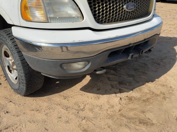 1999-2004 Ford F150 Front Bumper With Brackets Assembly Oem White Yz Xl3Z17757Aa — photo 1