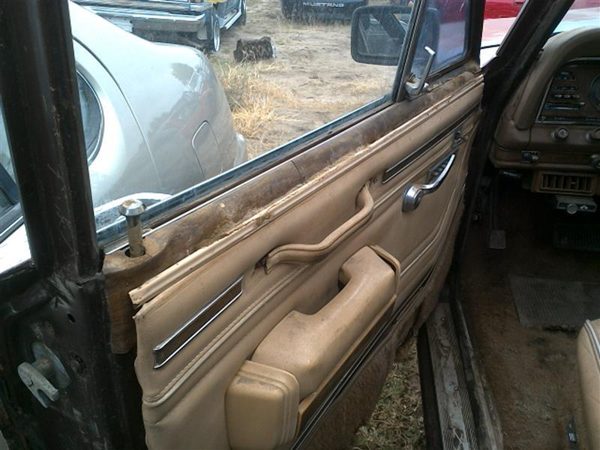 1981 Jeep Wagoneer — vehicle photo 5