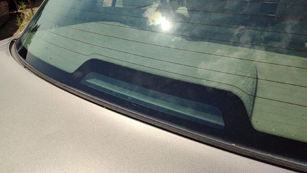 1999 Cadillac DeVille 3rd Brake Light Avoidance Lamp — photo 3