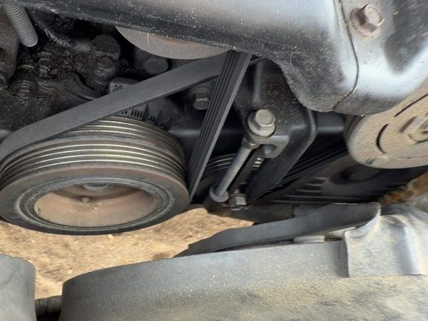1990 Subaru Legacy Drive Belt Tensioner Oem 2.2L — photo 2