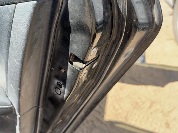 2014 Nissan Sentra Rear Door Latch RH — photo 3