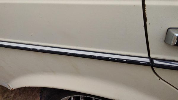 1979-1985 Mercedes 300Td Passenger Right Rear Moulding On Quarter Panel Oem — photo 8