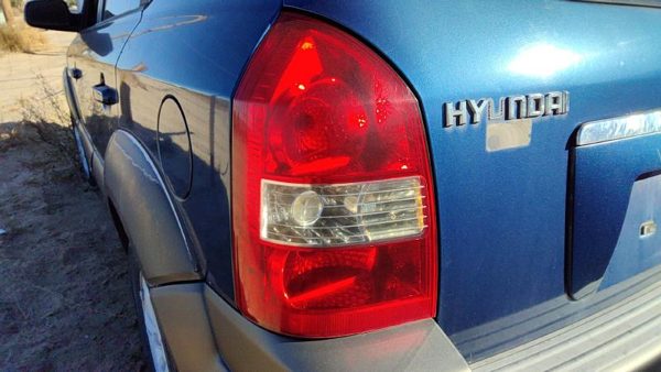 2005-2009 Hyundai Tucson Driver Left Tail Light Brake Lamp Oem Rear 924012e050 — photo 1