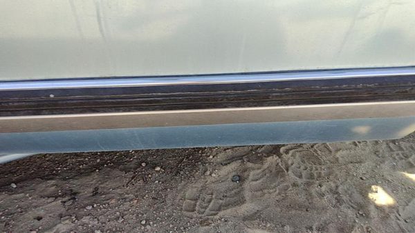 1992-1996 Buick Lesabre Driver Left Front Moulding From Door Oem Trim Strip — photo 4