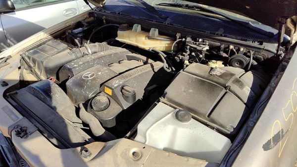 2005 Mercedes Ml Series — vehicle photo 2