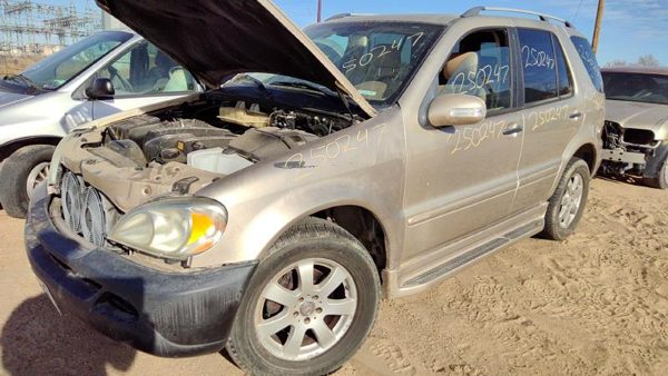 2005 Mercedes Ml Series — vehicle photo 1