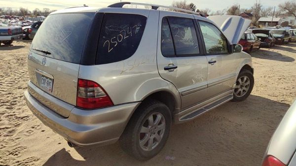2005 Mercedes Ml Series — vehicle photo 6
