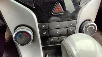 2011 Chevy Cruze Heater A/c Control Temperature Module In Dash AC Head Unit OEM