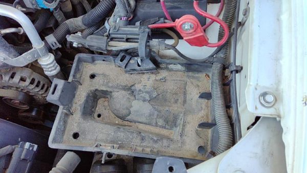 2002-2009 Gmc Envoy Complete Battery Box Mount Tray With Hold Down Oem 4.2L — photo 4