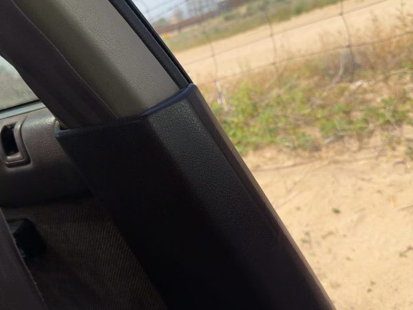 1986-1989 Honda Accord Lx Driver Left B-Pillar Trim Panel Oem Sedan — photo 4