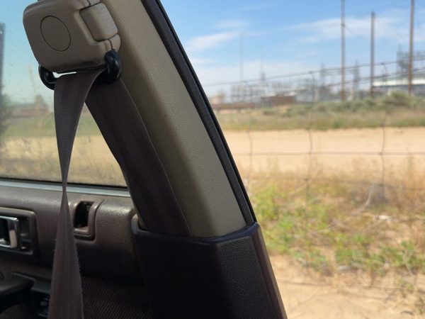 1986-1989 Honda Accord Lx Driver Left B-Pillar Trim Panel Oem Sedan — photo 9