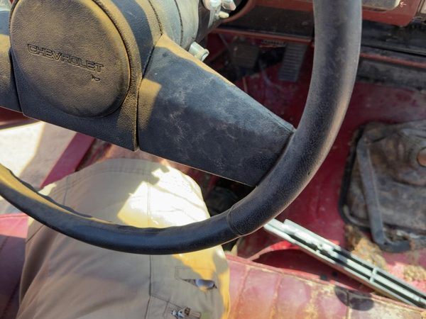 1986-1991 Chevy S10 Pickup Steering Wheel Oem — photo 4